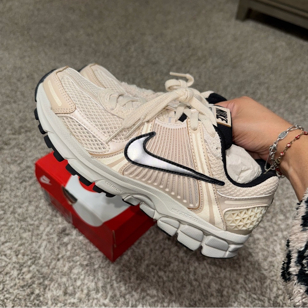 Nike Vomero 5